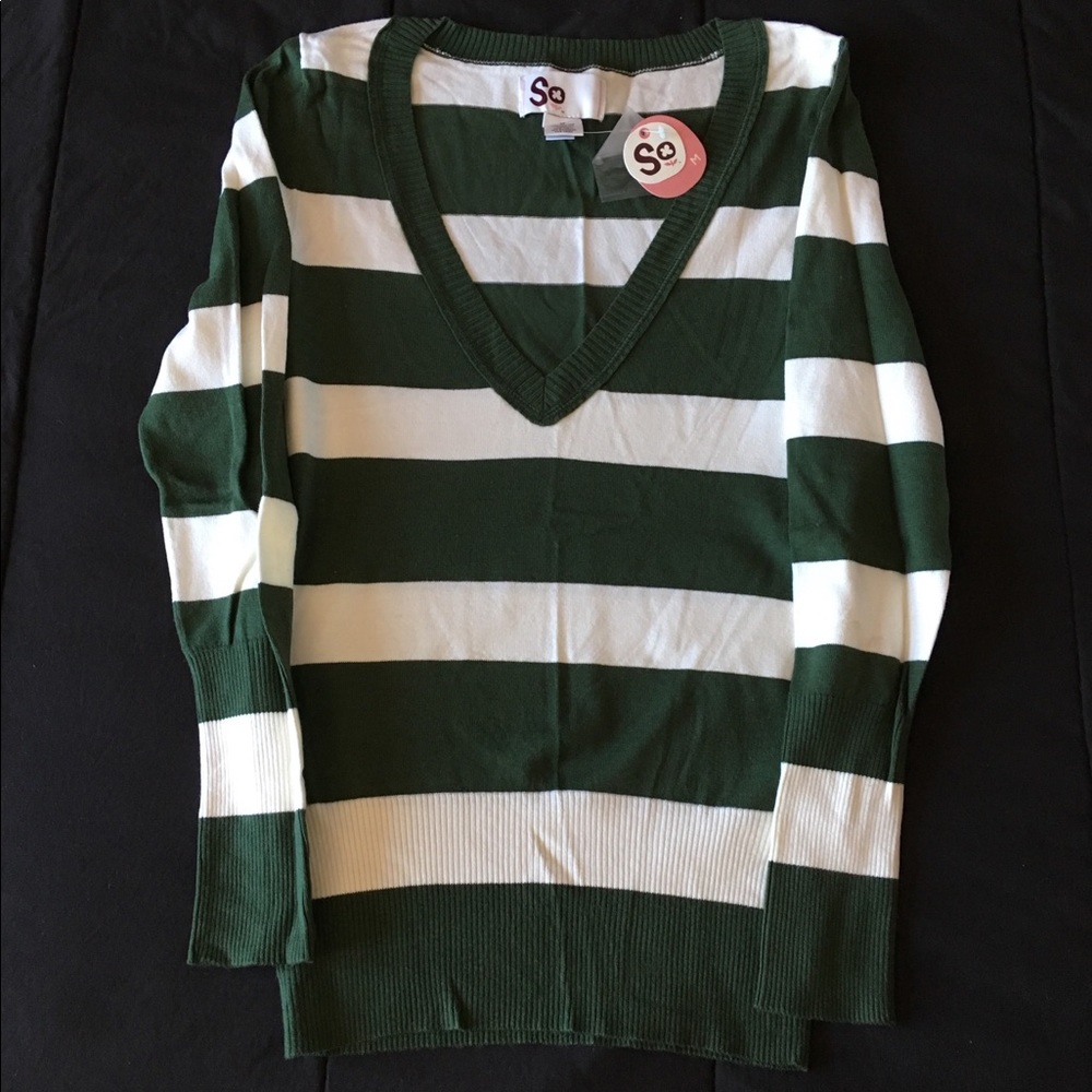 Women’s SO V-neck Sweater